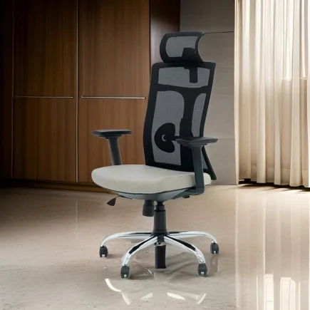 Chaise Directeur SUBLIME Avec Accoudoirs et base chromé– Grège