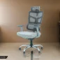 Chaise Directeur Bali Avec Accoudoirs – Gris Réglable en Maille de Tâche Arrière