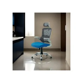 Chaise Directeur Roy Réglable en hauteur du dossier incurvé est très confortable